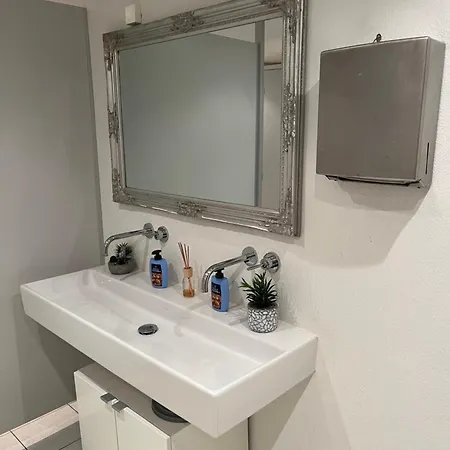 Apartment Mani Matter Close Koniz