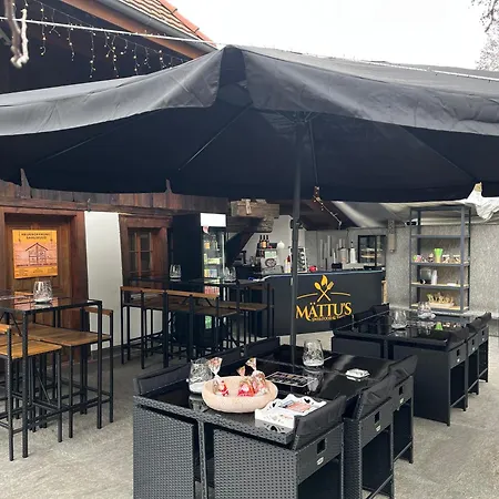 Mani Matter Close Апартаменты